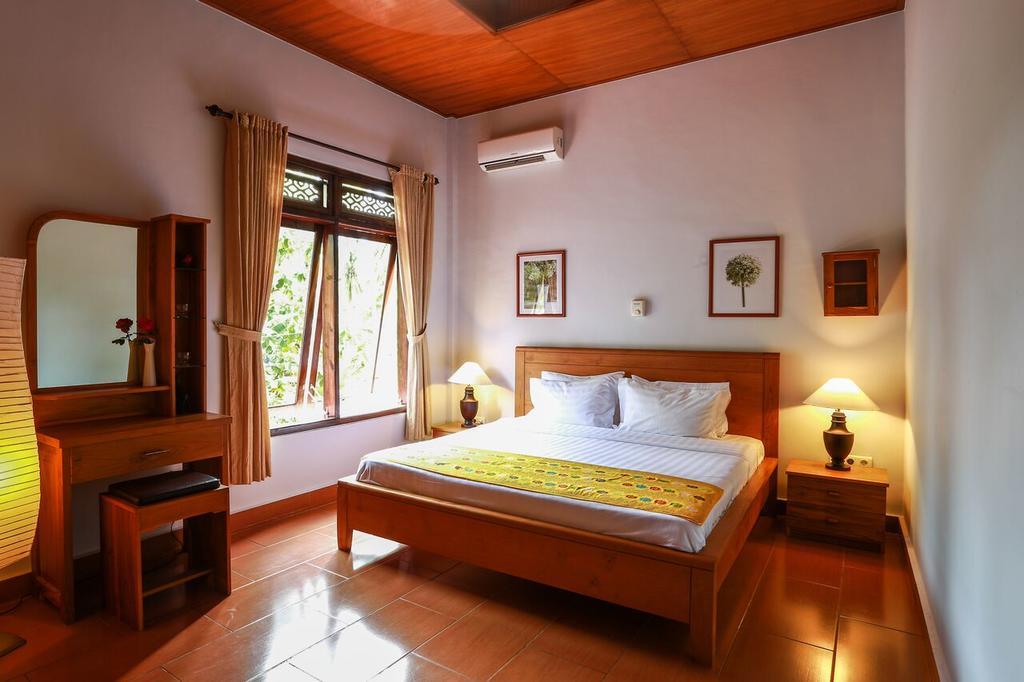 Villa Maryadi Lovina Exterior foto